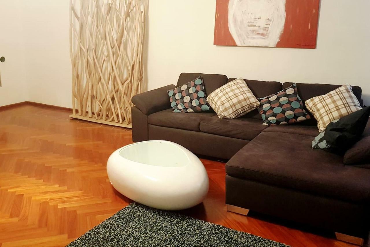 The Kolin Grand Downtown Apartment Виена Екстериор снимка