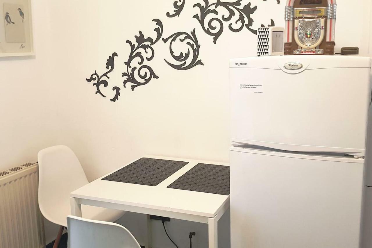 The Kolin Grand Downtown Apartment Виена Екстериор снимка